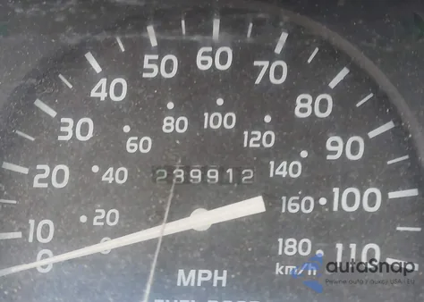 2004 Toyota Tacoma из США, поврежденный, VIN 5TENL42NX4Z314144